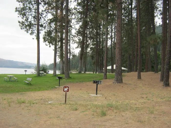 Porcupine Bay Day Use.