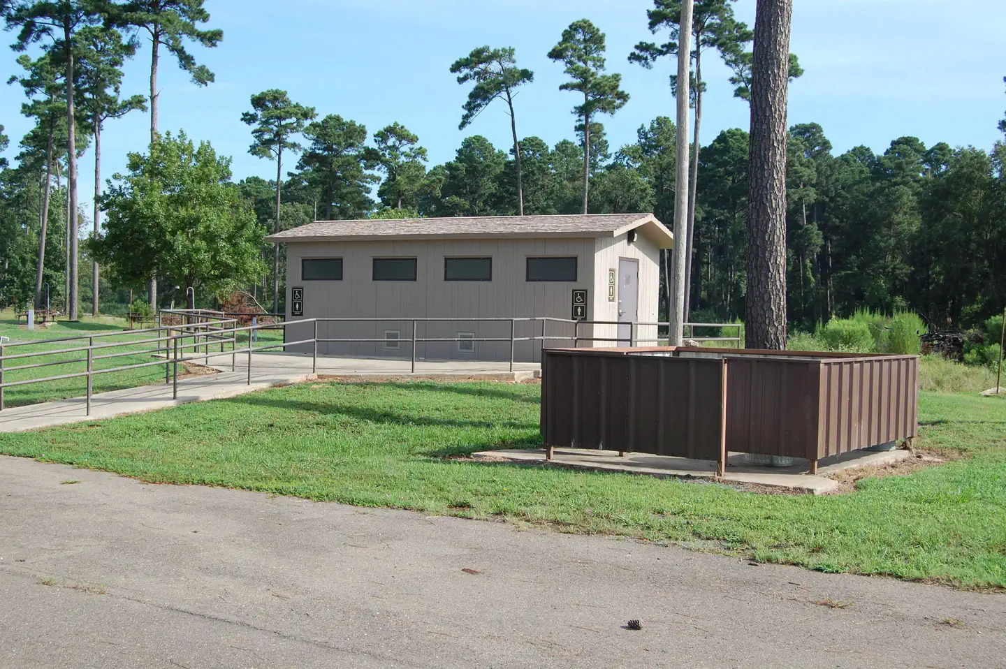 Paraloma Facilities