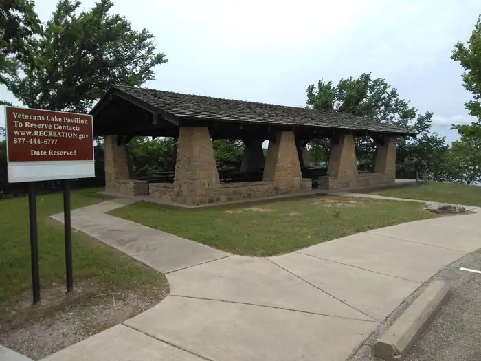 Veterans Lake Pavilion (preview)