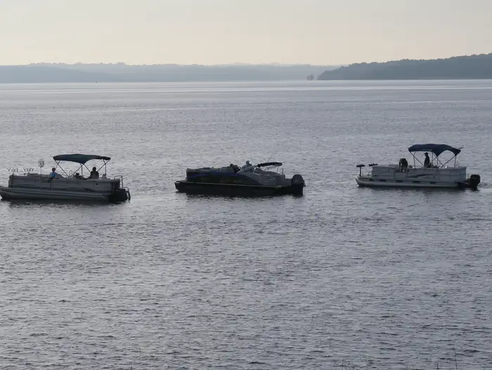 CHICKASAW HILL BOATS