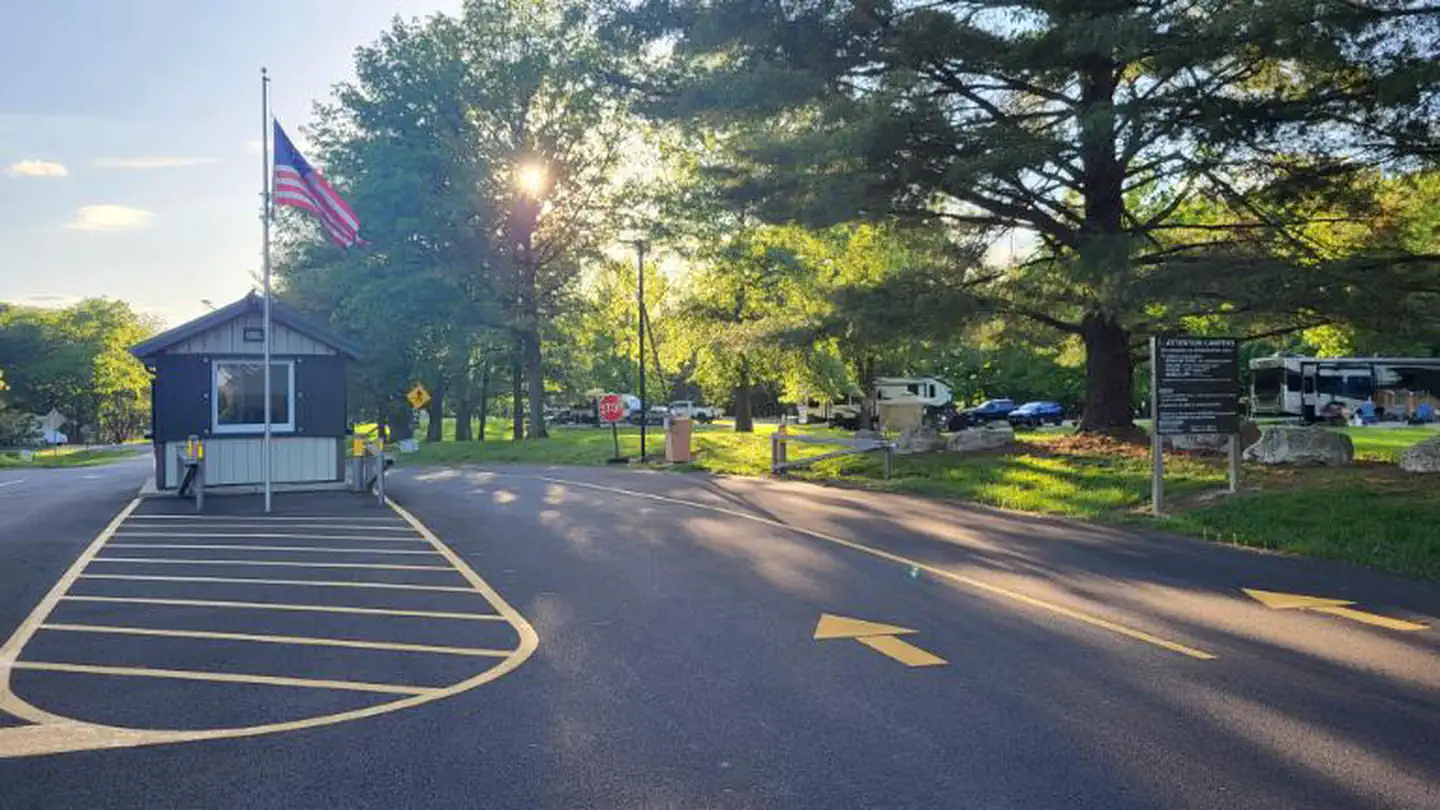 Lithia Springs Campground entrance & fee booth.