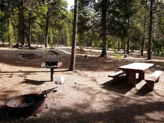 Lost Cabin Campsite
