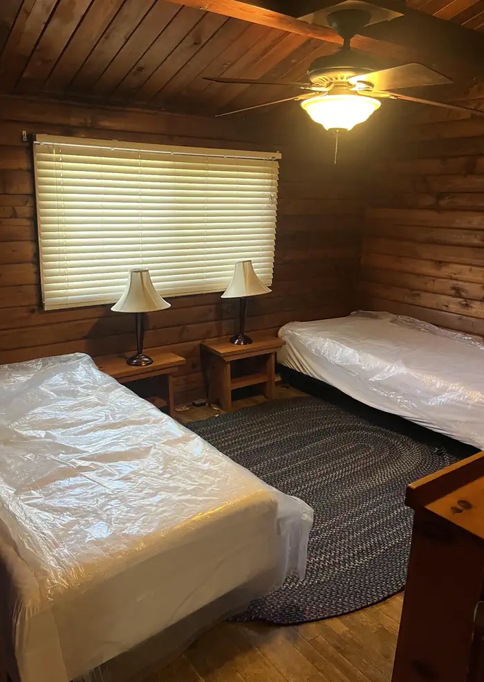 Bedroom with two twin beds