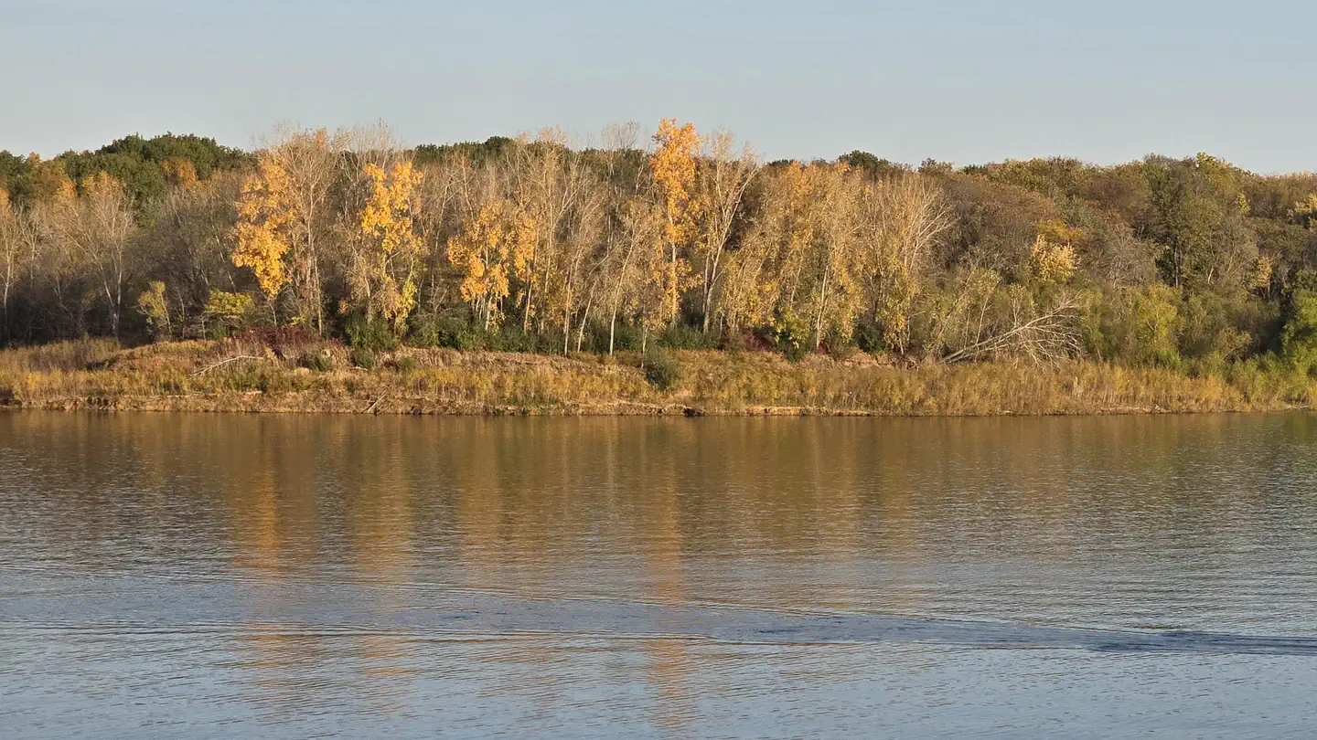 COTTONWOOD CAMPGROUND (IA)