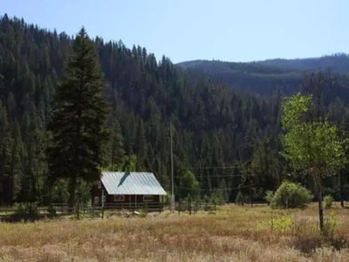 JOHNSON CREEK GUARD STATION