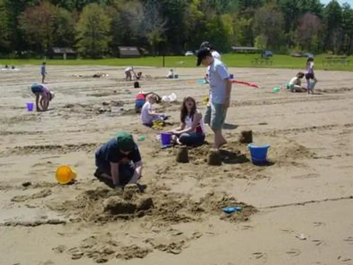 SURRY MOUNTAIN LAKE BEACH
