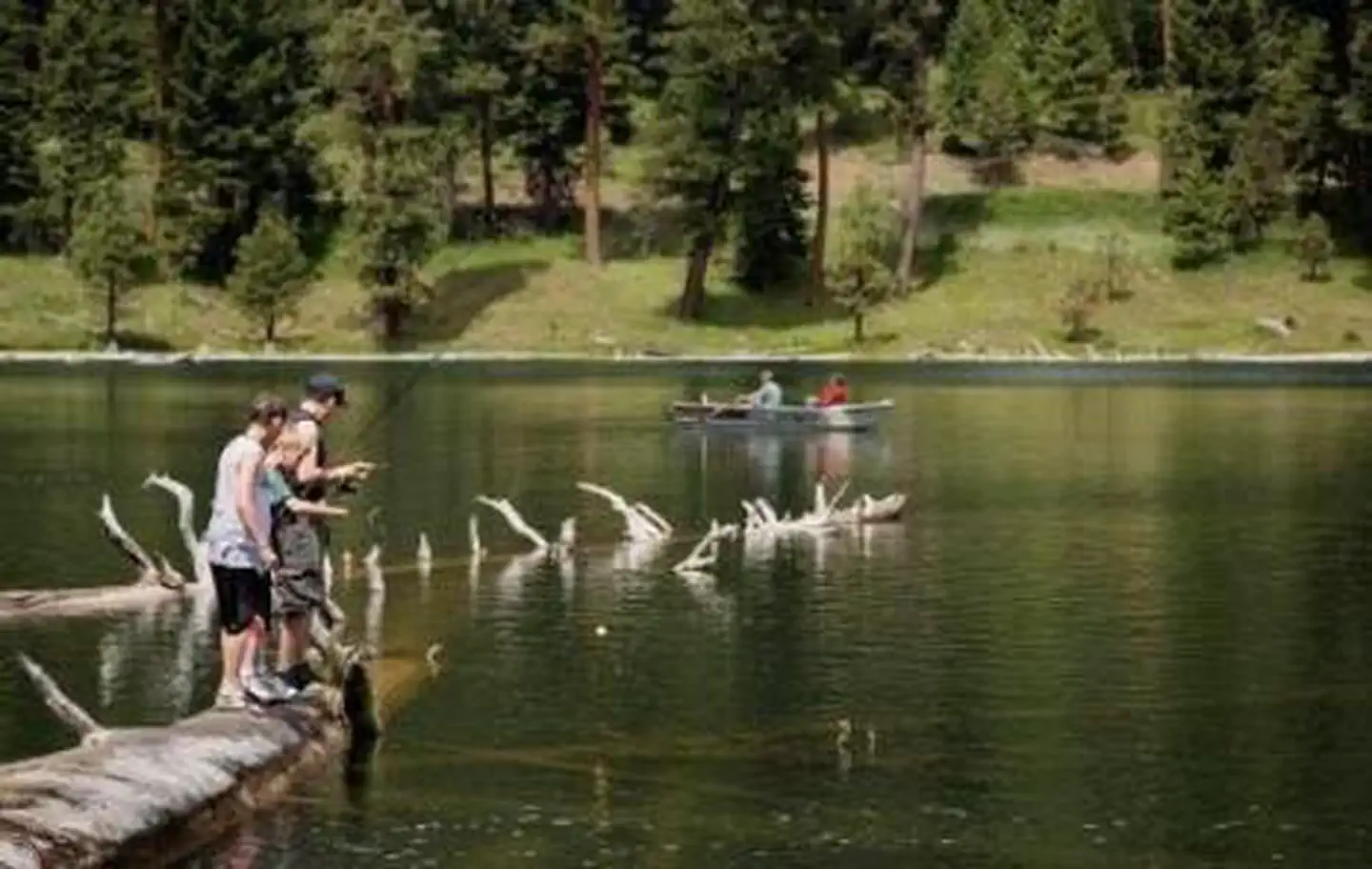 MAGONE LAKE