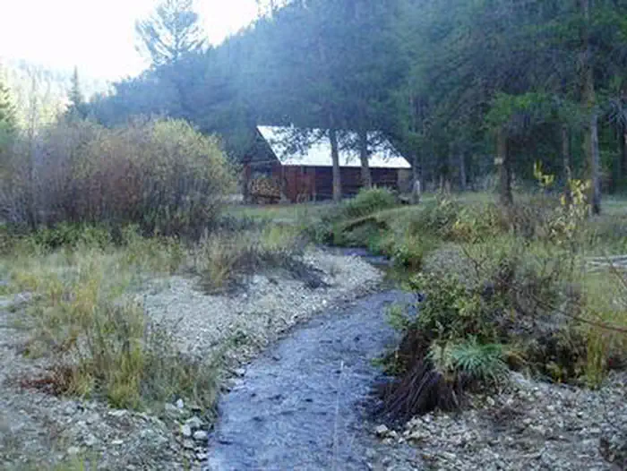 TWOGOOD CABIN