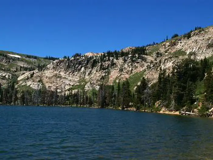 LAKE CLEVELAND - EAST SIDE
